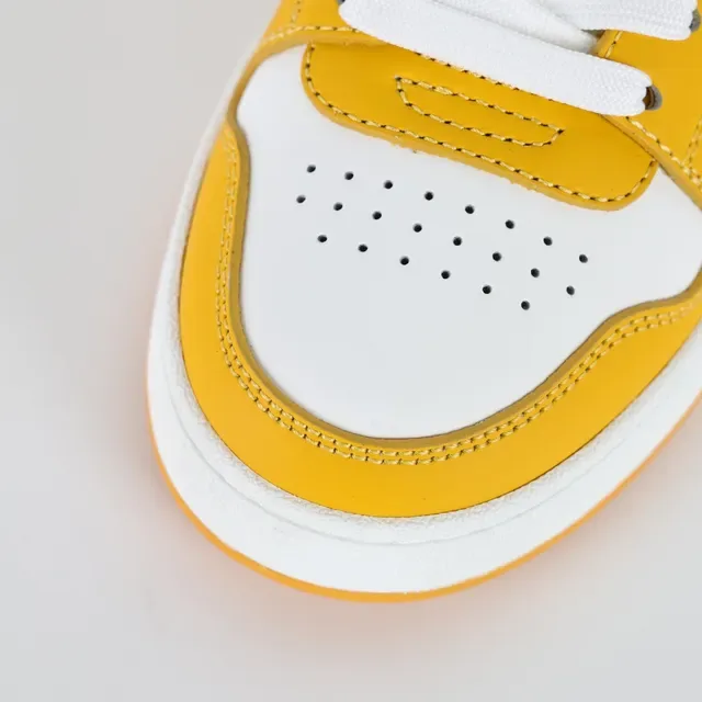 Fendi Mania Sneakers أصفر وأبيض أسلوب حياة 5