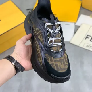 Fendi Runner FF Jacquard حذاء رياضي أسود بني سميك