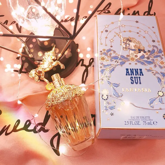 Anna Sui فانتازيا ذهب وردي وحش قرن واحد مزخرف عطر 5