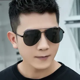 Aviator-Style Thin Metal Frame Dark Lens Sunglasses