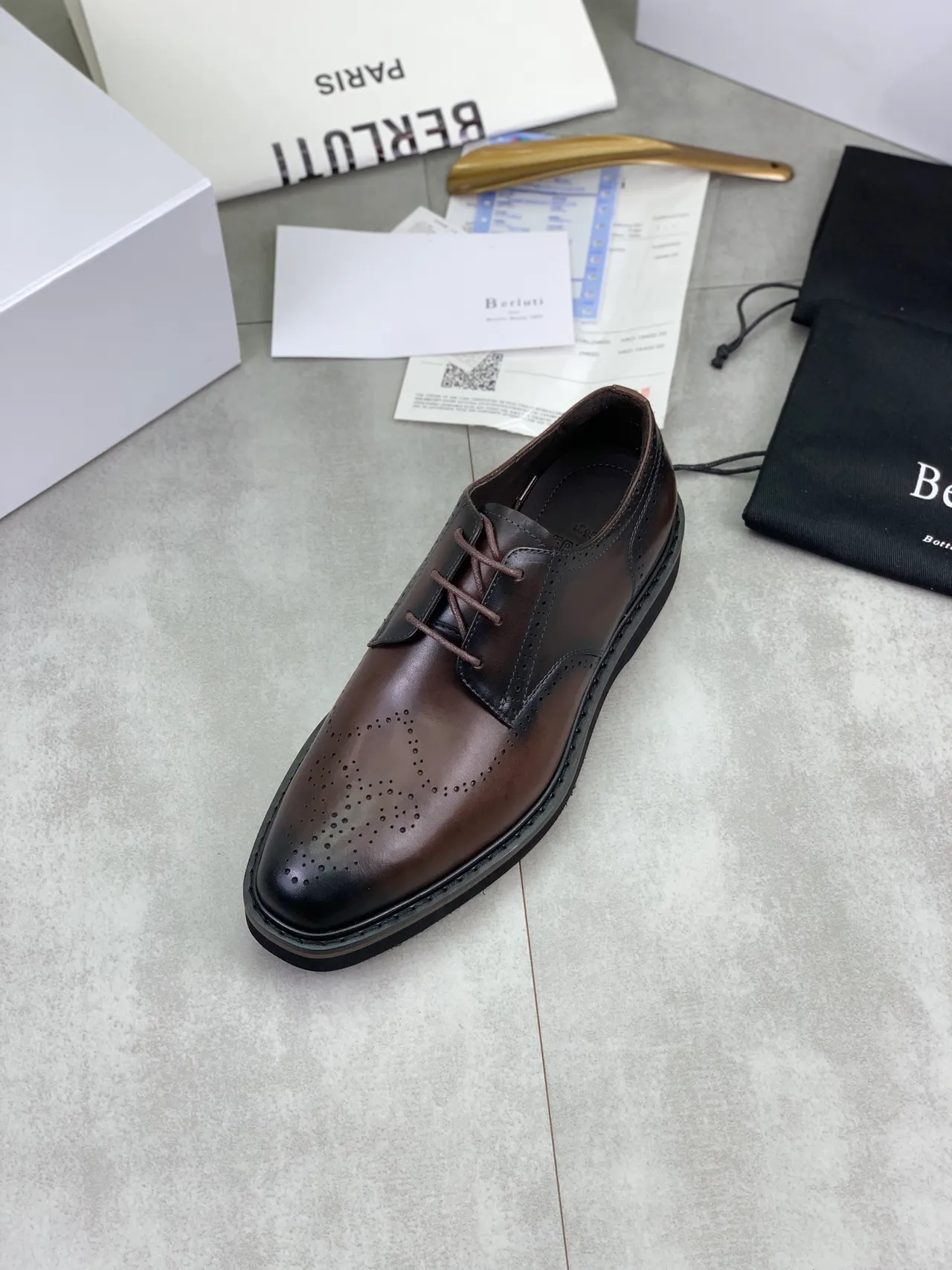BERLUTI Two-Tone Brown Full Brogue Cap-Toe Leather Brogues 4