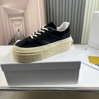 Zapatilla Lifestyle de Plataforma Negro y Crema