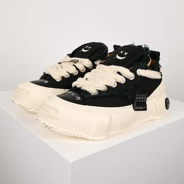 Sneakers lifestyle noir et beige semelle chunky sculptée tige textile frayé 2