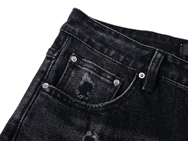 بناطيل جينز سوداء distressed مطرزة floral slim-fit 7