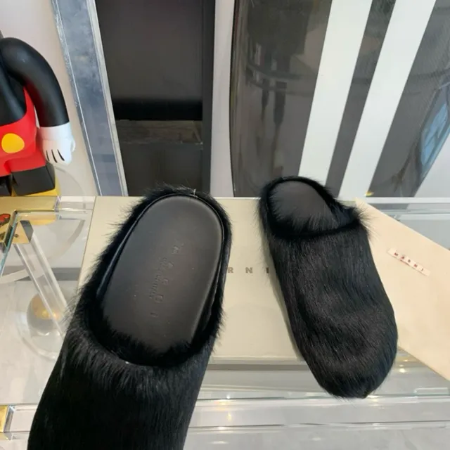 Black Fur-Covered Open-Back Slipper 5