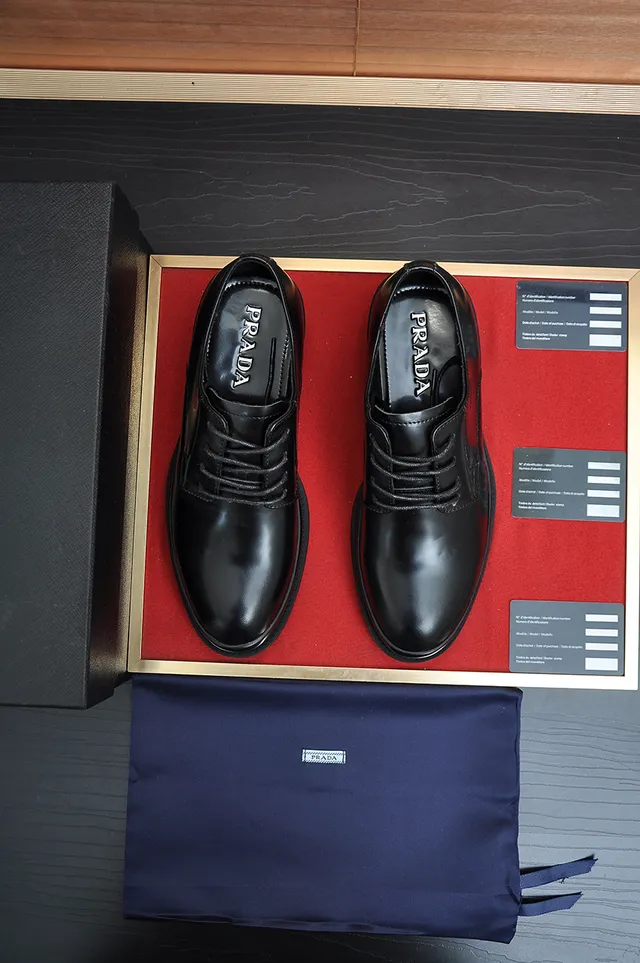 Chaussure Oxford en cuir noir brillant à plateforme 5