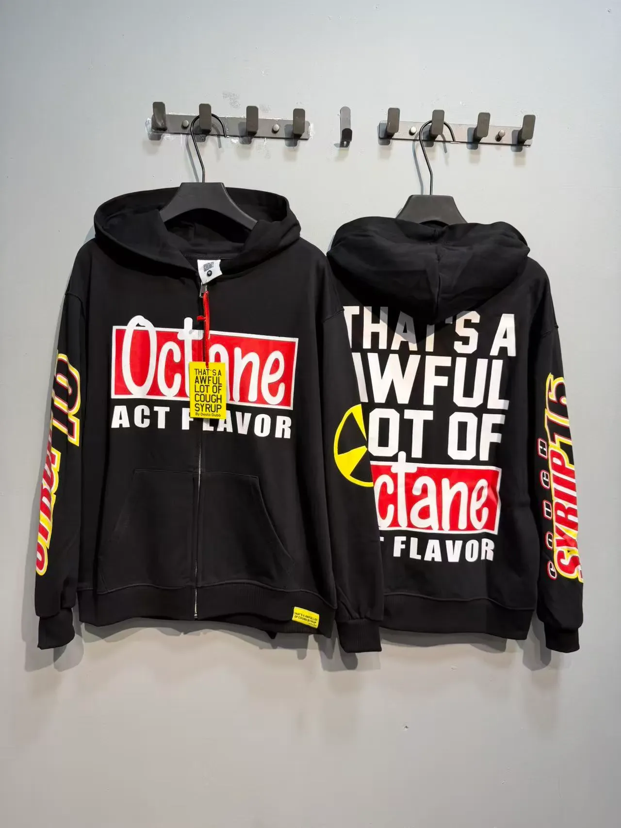 Black Graphic-Print Full-Zip Oversized Hoodie 4