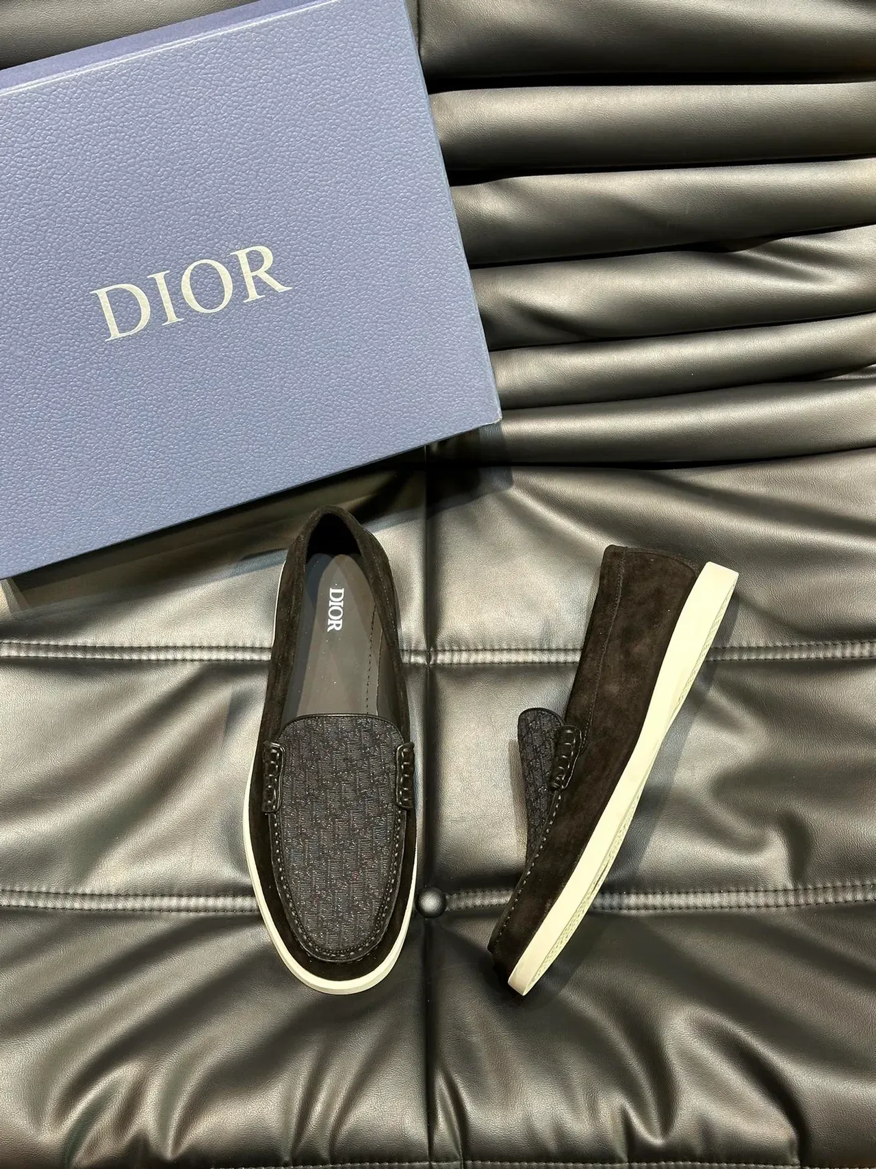 Black Gray Suede Upper Textured Vamp Loafer 5