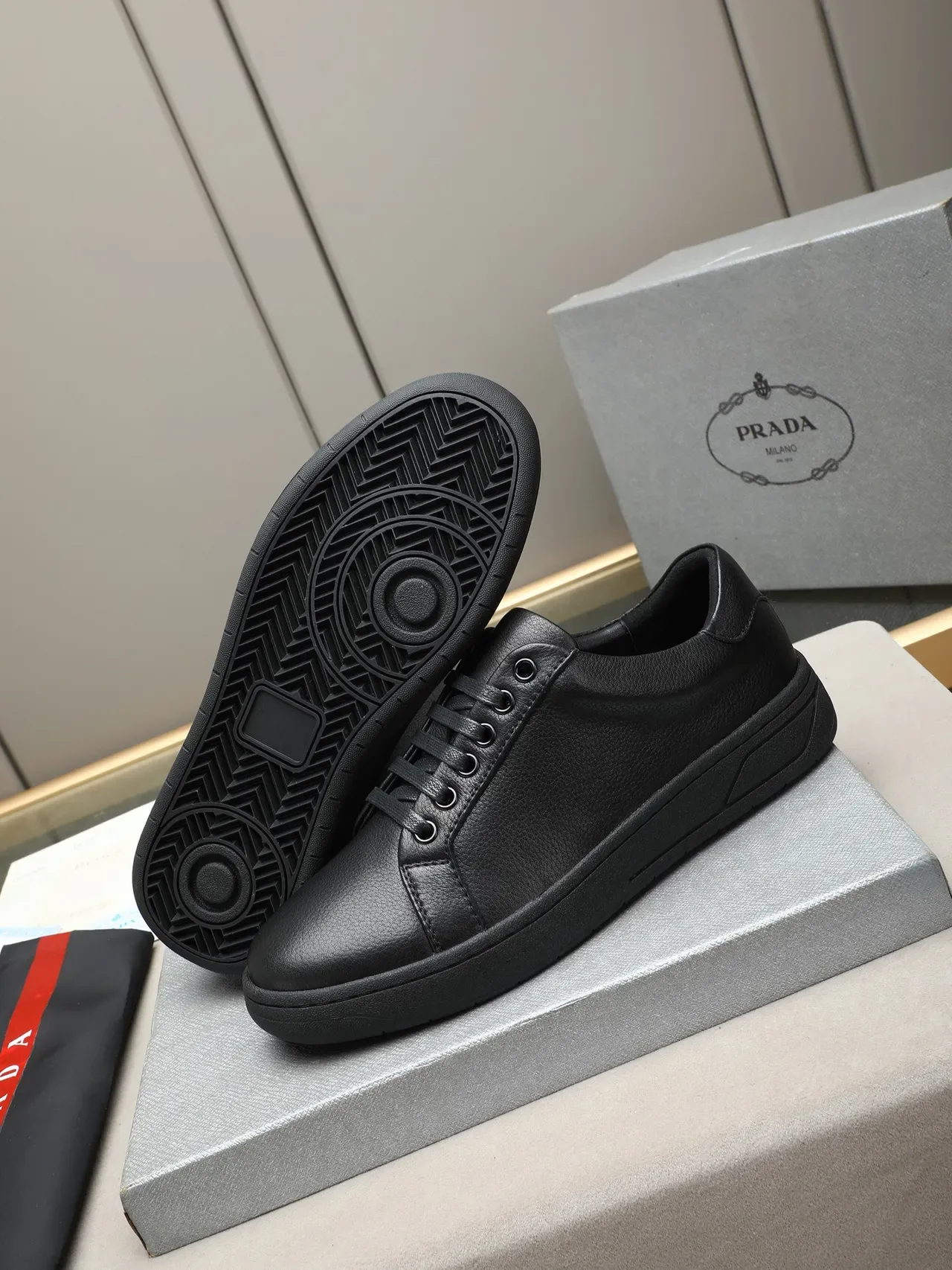 Black Leather Low-Top Lace-Up Sneaker 4