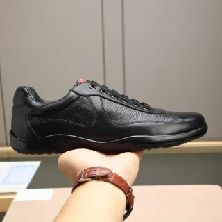 Black Red Leather Upper Pebbled Texture Panels Casual Shoes