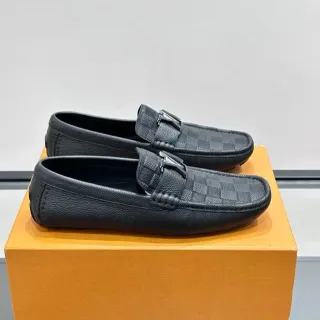 Loafer Negro Plata Cuero Pebbled Detalle Panel Cuadros
