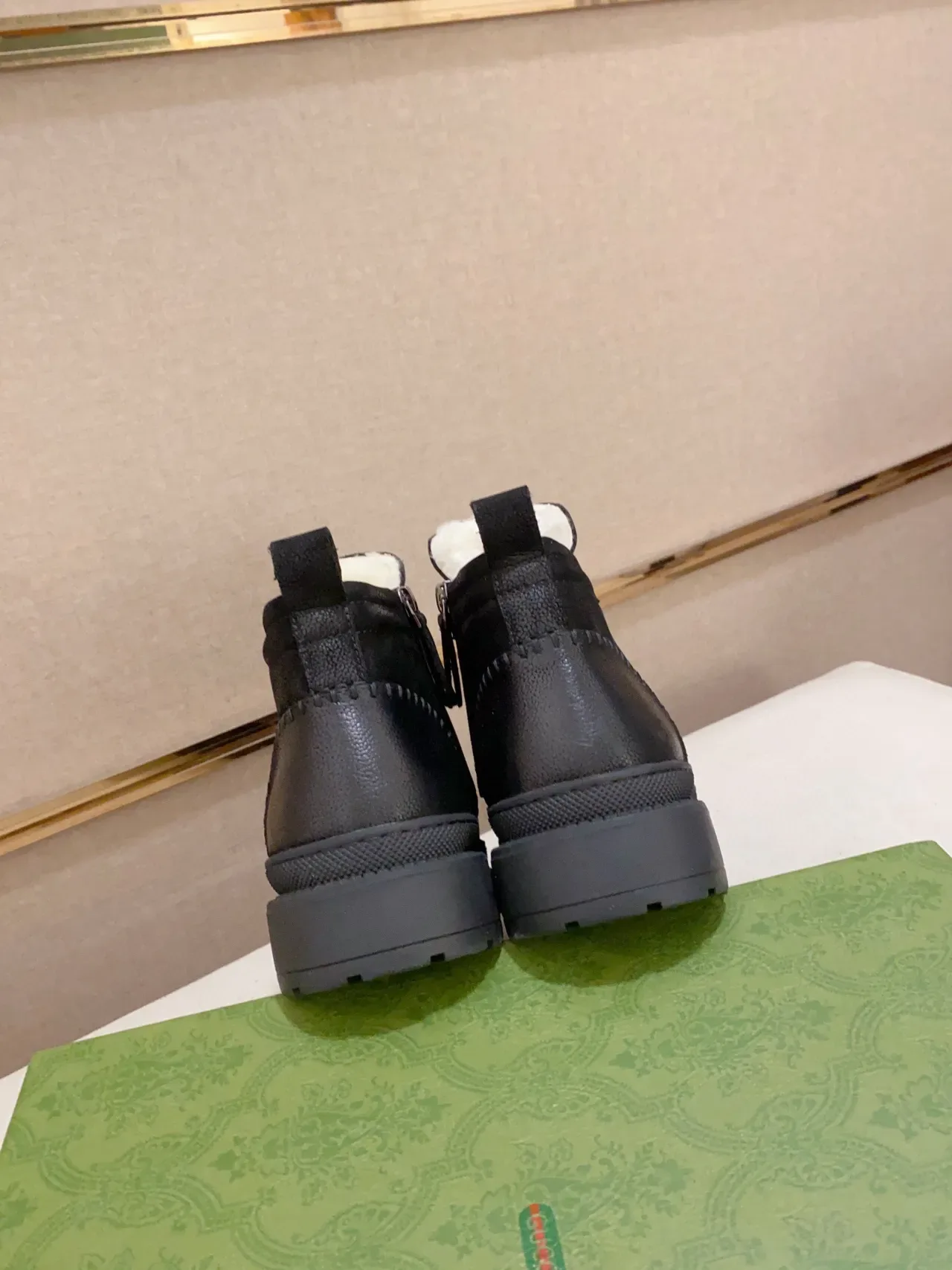 Botines cheville plateforme cuir texturé noir orteil Moc-Toe 3