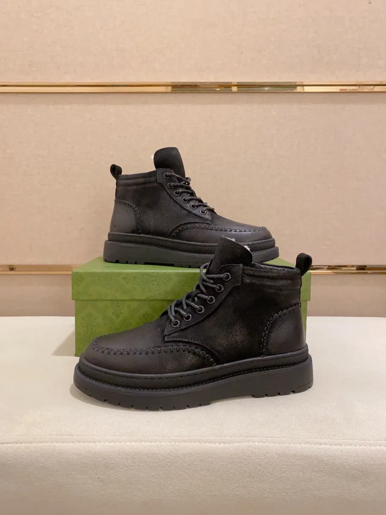 Botines cheville plateforme cuir texturé noir orteil Moc-Toe 5