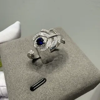 Blue Silver Openwork Feather Motif Pavé-Set Diamonds Ring