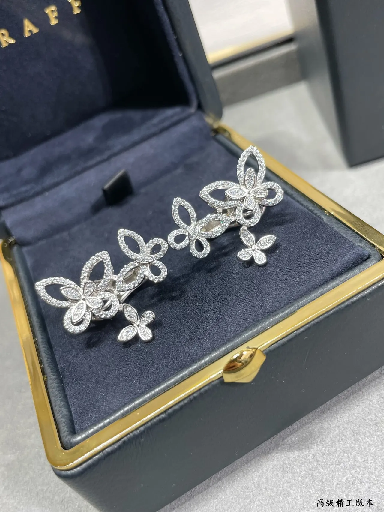 Butterfly Motif Pavé-Set Openwork Earrings 3