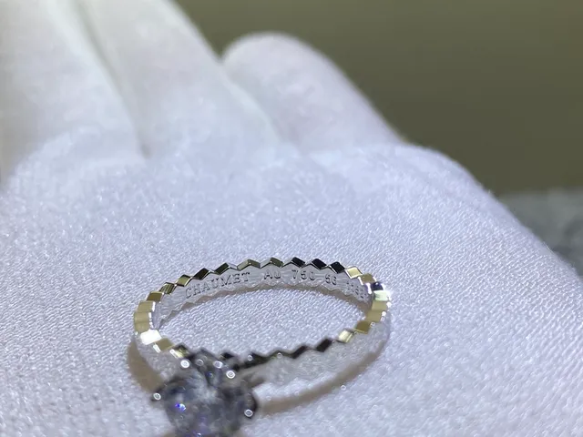 Chaumet Hexagonal Band Prong-Set Light Purple Gemstone Ring 3