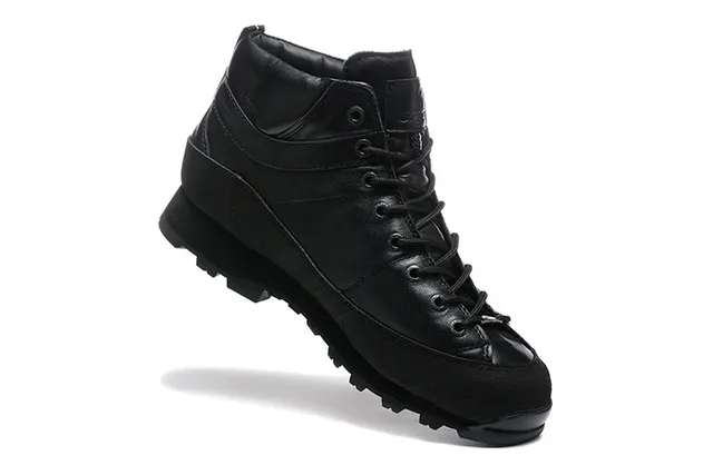 CRISPI 米色和黑色 GORE-TEX 技术徒步靴 15
