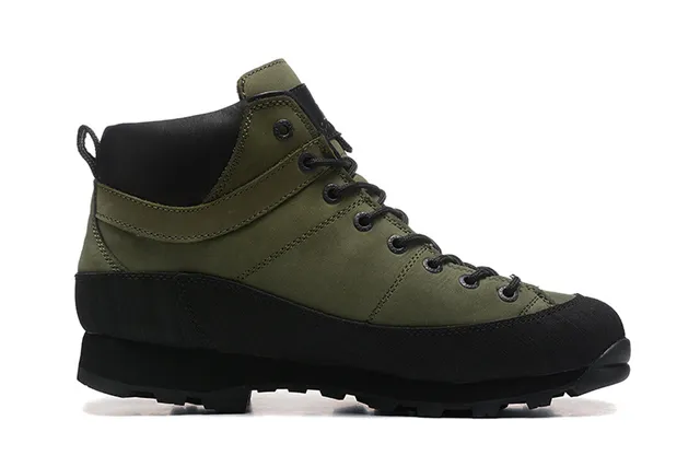 CRISPI 米色和黑色 GORE-TEX 技术徒步靴 23