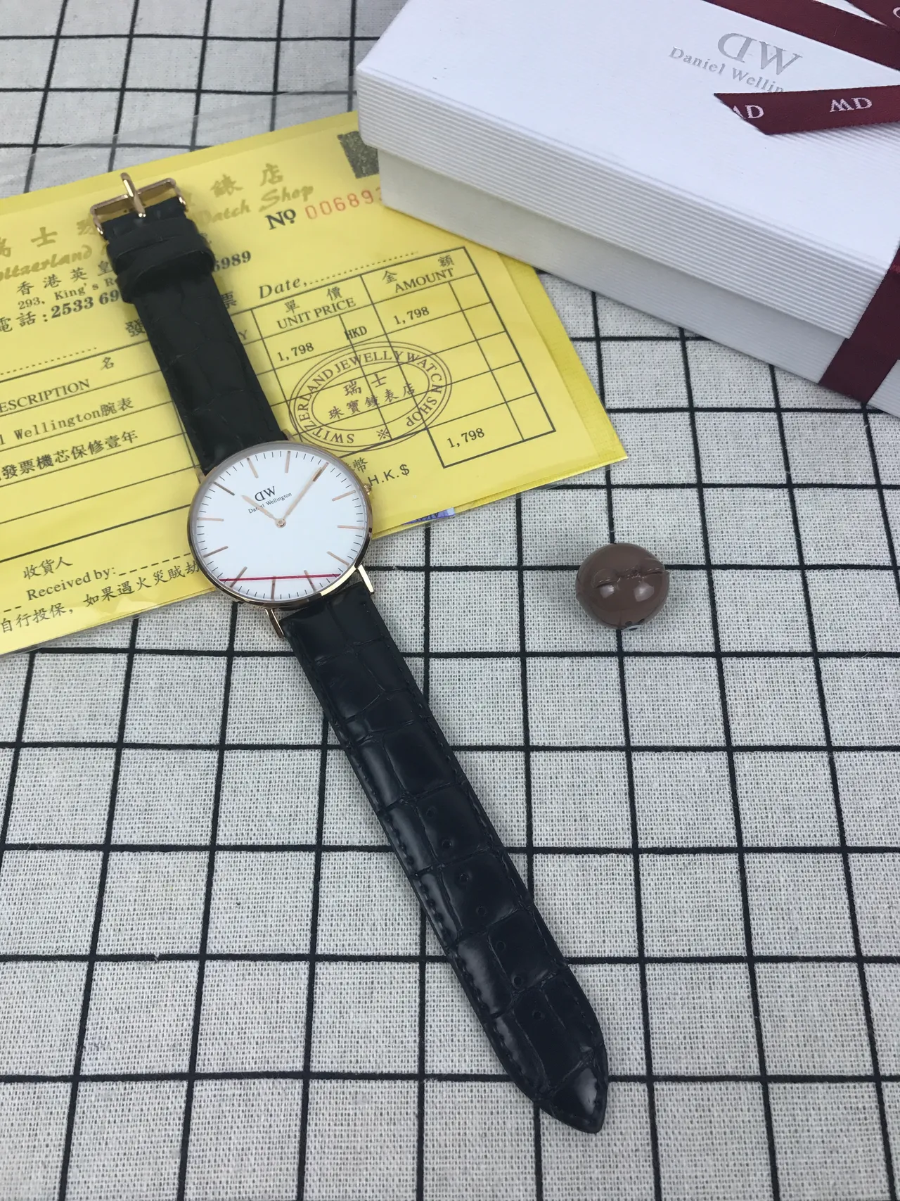 Daniel Wellington 黑金 极简表壳 石英腕表 2