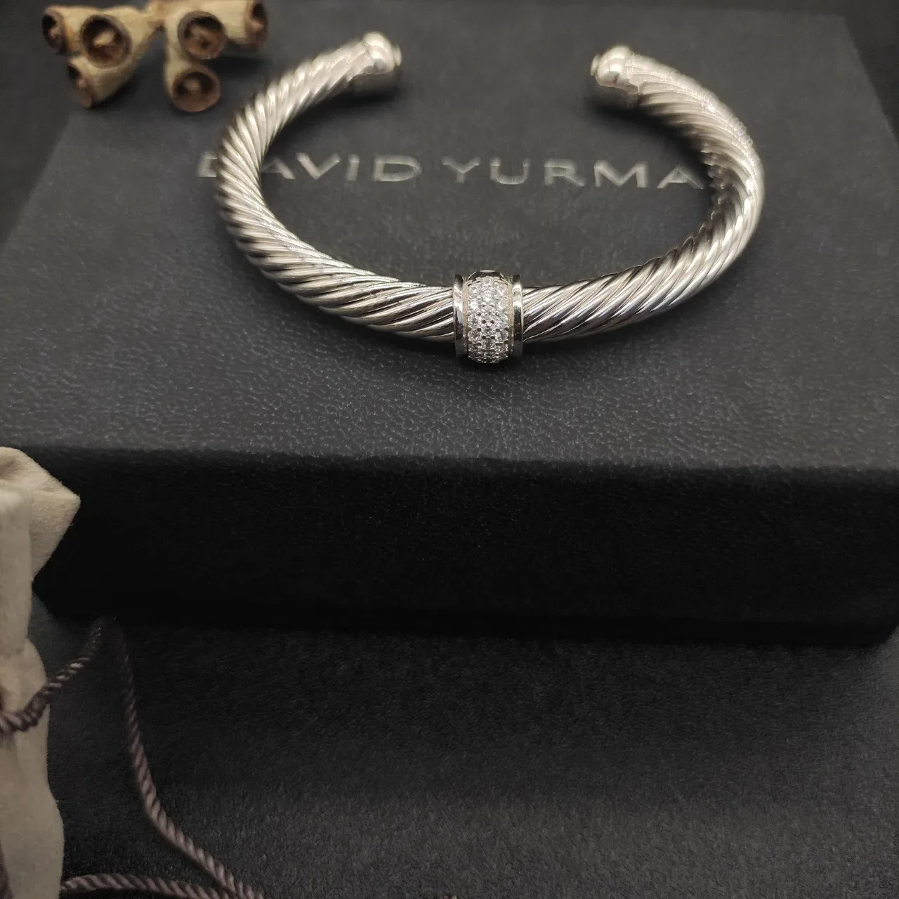 David Yurman Cable Classic Pavé Diamond Center Cuff Bracelet 7