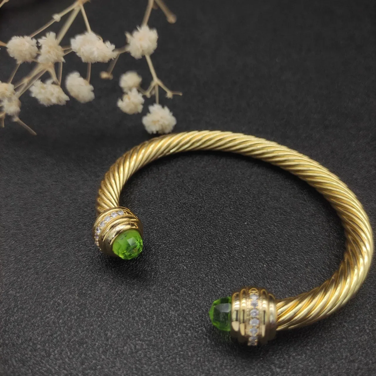 David Yurman Cable Classic tordue Gold-Tone Green Gemstone bracelet 5
