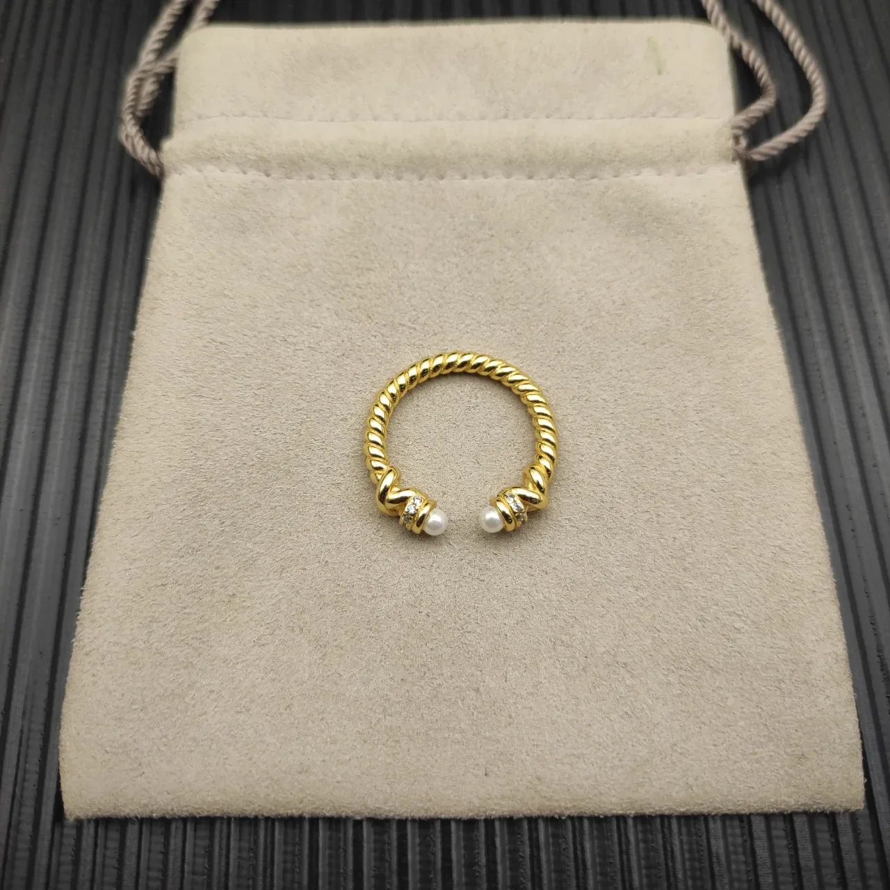 David Yurman Cable Collectibles Gold White Twisted Pearl-Accented Ring 10