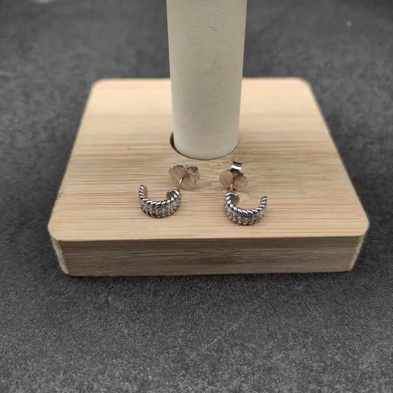 David Yurman Cable Collection Twisted Two-Tone Hoop Earrings 5