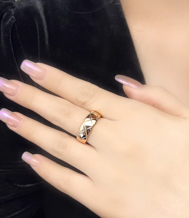 Faceted Quilted Geometric Band Ring 8