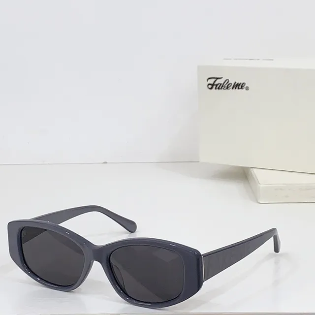 Fake me Lunettes de soleil noires brillantes angulaires œil de chat 5