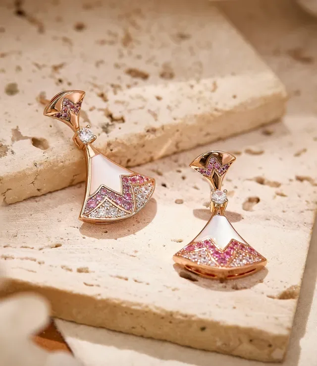 Pendientes en forma de abanico de nácar y zafiro rosa 5