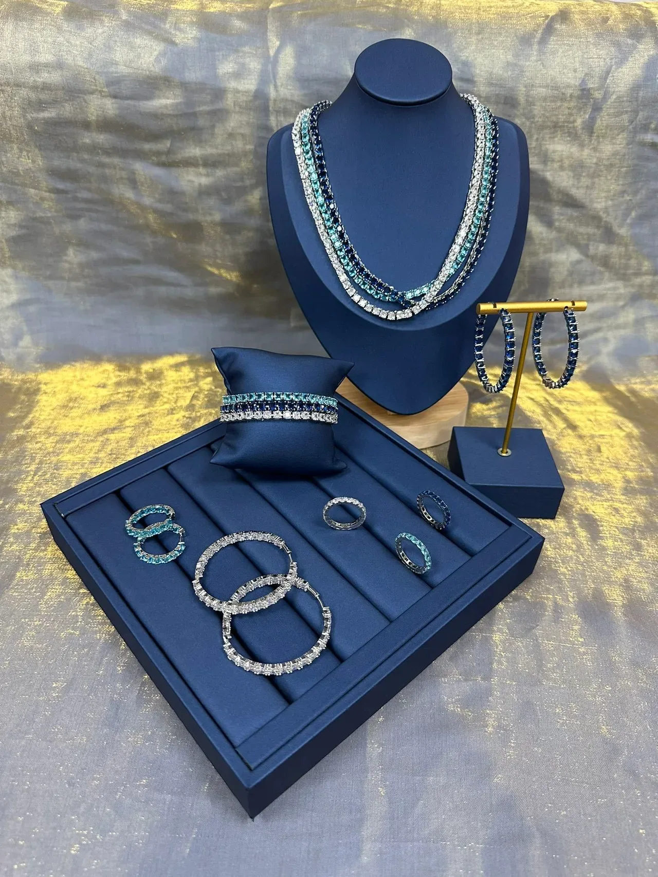 Collar Rígido de Piedras de Corte Cuadrado Totalmente Pavimentadas 8