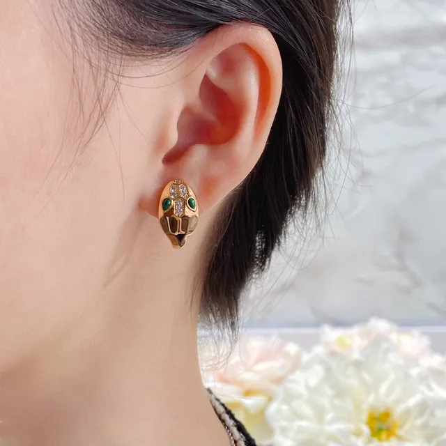Gold Green Snake-Head Motif Metal Earrings 9