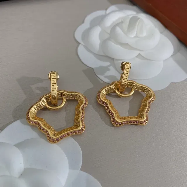 Gold Pink Geometric Quatrefoil Frame Earrings 2