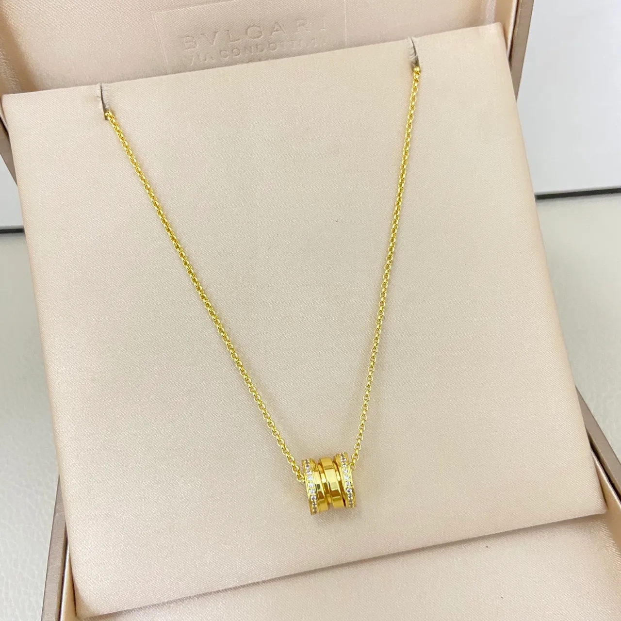 Gold Silver Layered Cylindrical Pendant Pavé Crystal Bezel Necklace 3