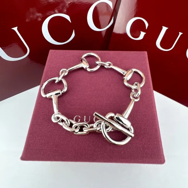 Gold-Tone Horsebit Link Chain Necklace 3