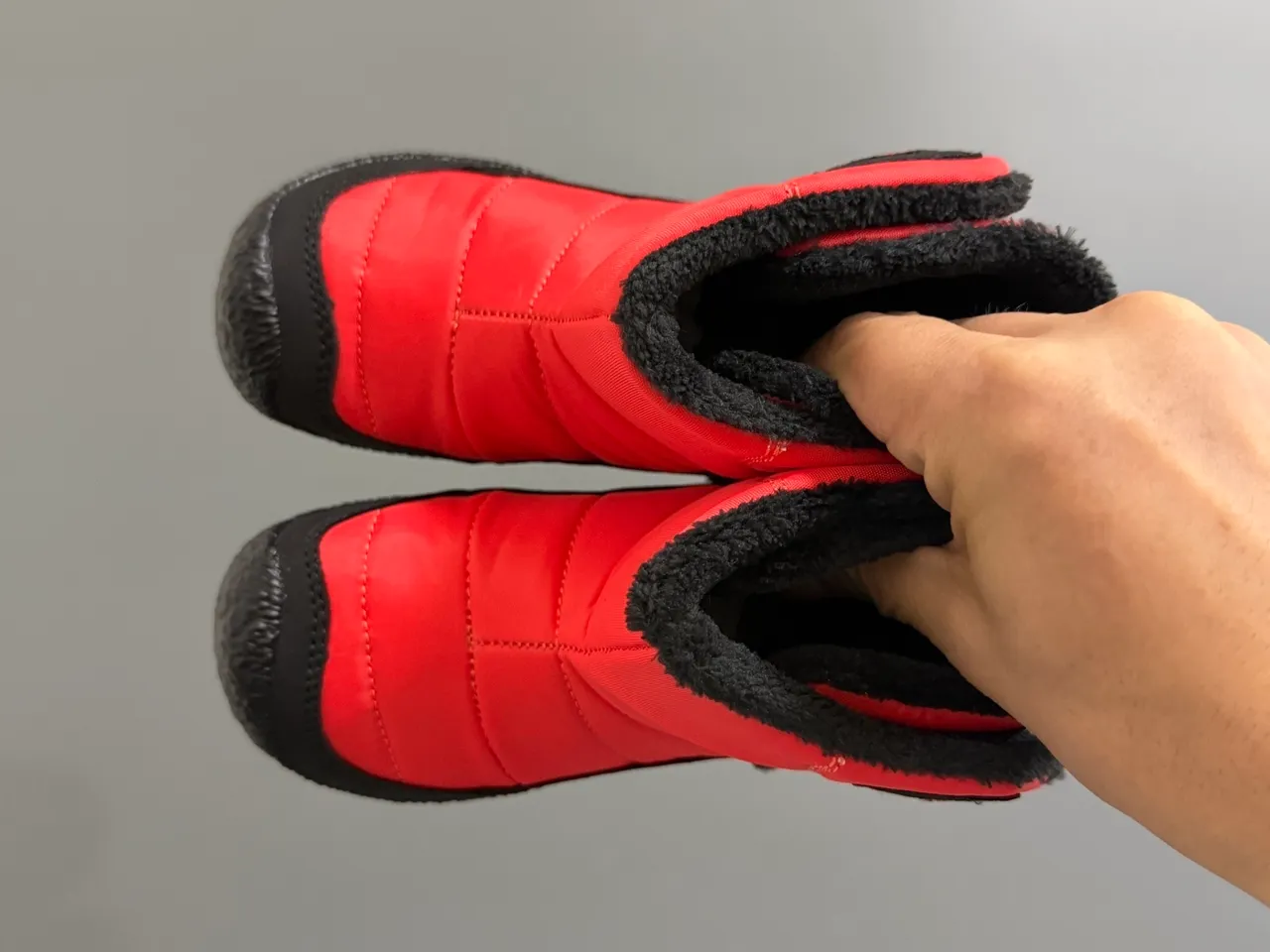 KEEN Red Black Quilted Nylon Upper Fold-Down Shearling-Lined Cuff Snow Boots 16