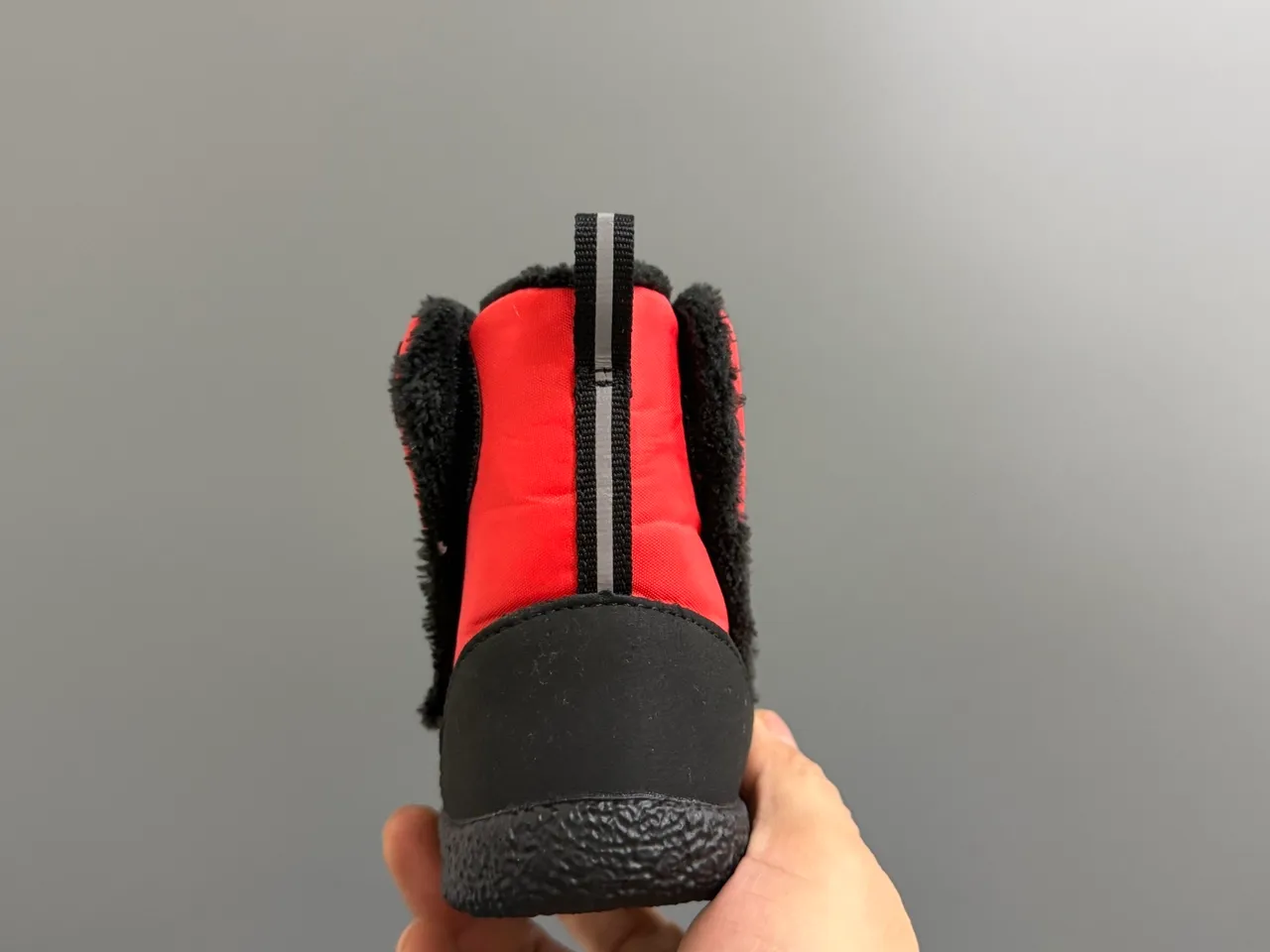 KEEN Red Black Quilted Nylon Upper Fold-Down Shearling-Lined Cuff Snow Boots 19