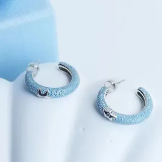 হালকা নীল Pavé সি-হুপ ইয়াররিংস