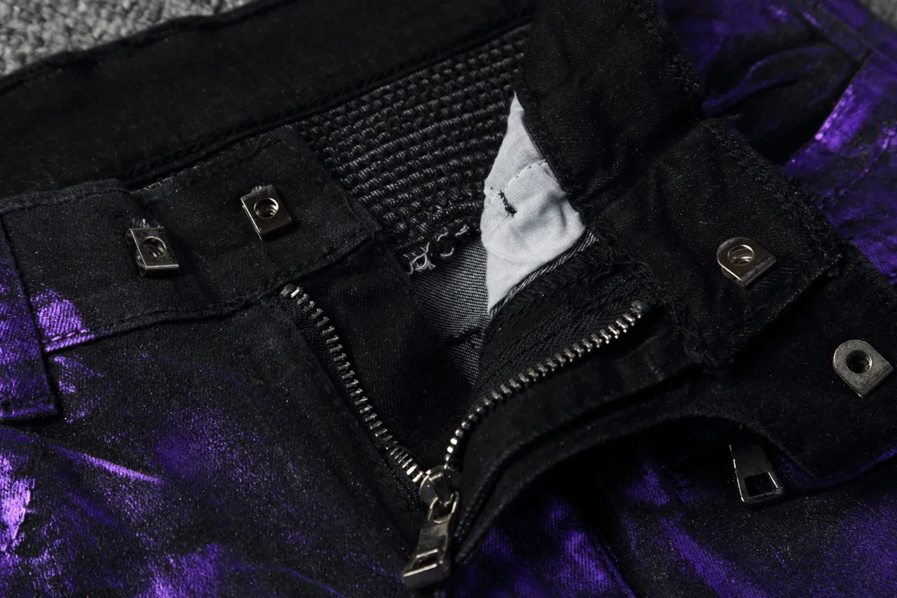 Pantalon style moto à panel ribeté violet métallique 6