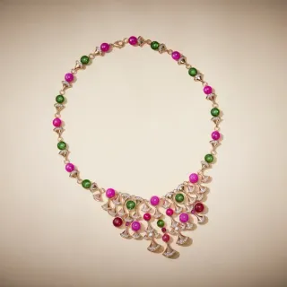 Collier Multicolore Perles Pavé Motif Éventail