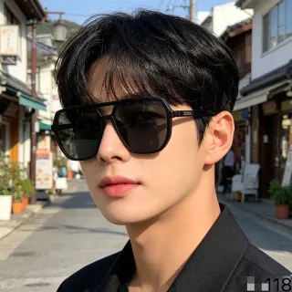 Oversized Geometric Aviator-Inspired Black Sunglasses