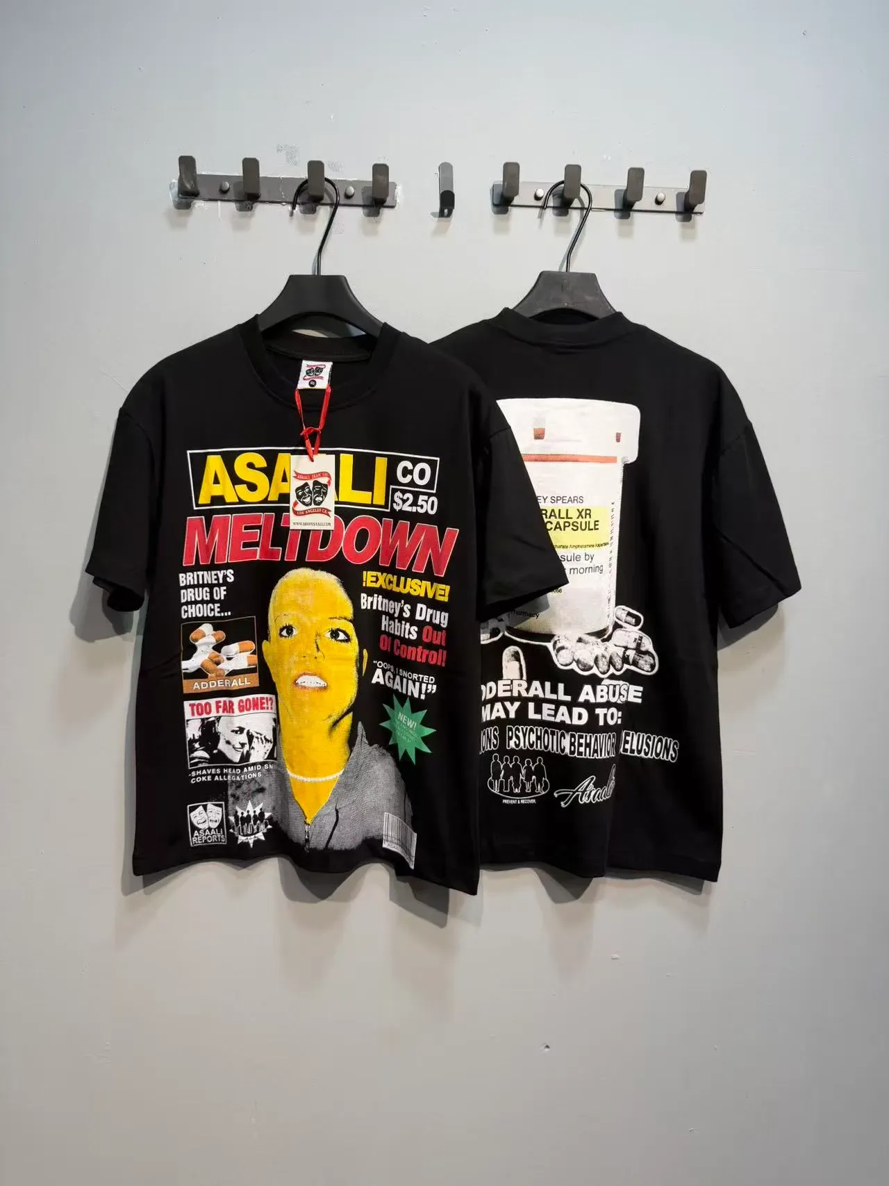 Oversized Tabloid Graphic Print T-Shirt 9