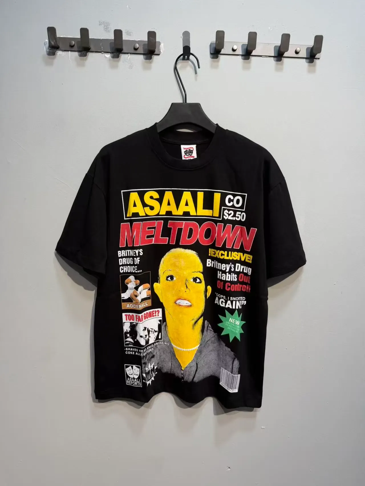 Oversized Tabloid Graphic Print T-Shirt 10