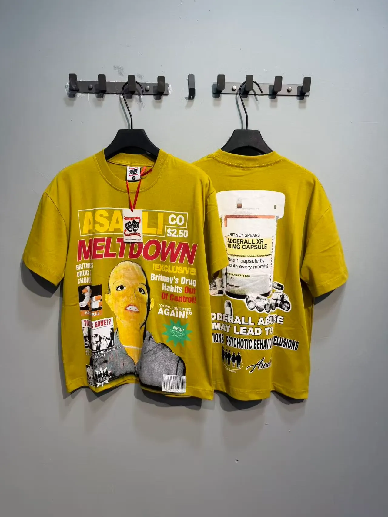 Oversized Tabloid Graphic Print T-Shirt 12