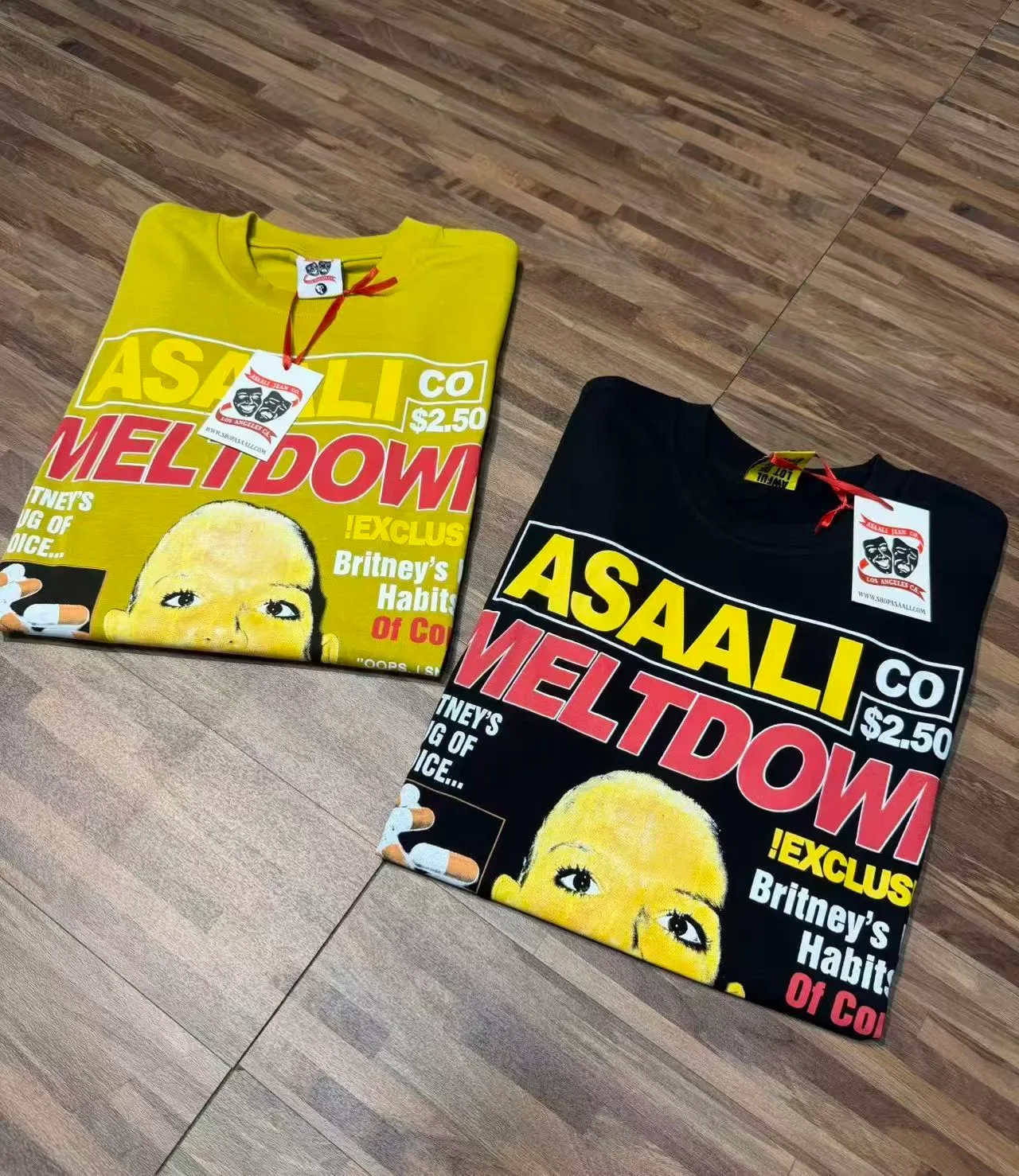 Oversized Tabloid Graphic Print T-Shirt 15