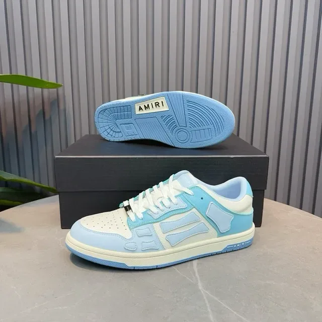 Sneakers Lifestyle en Bleu Pastel et Crème avec Overlay Géométrique 5