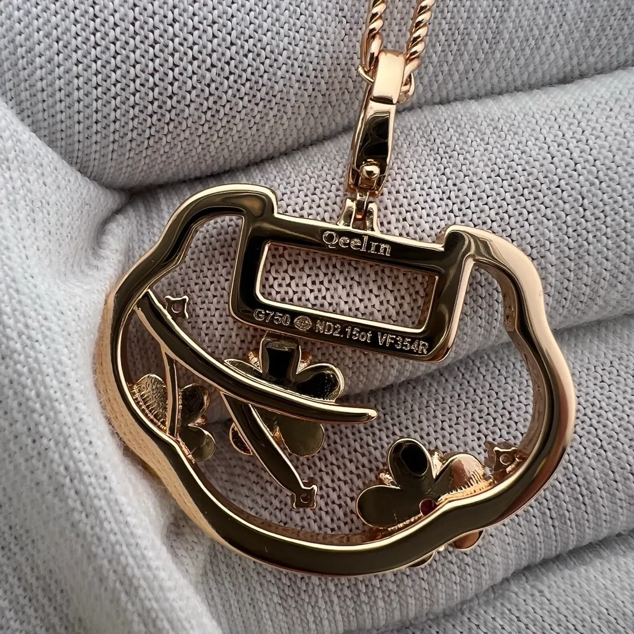 Qeelin Colar com Pingente Floral de Gemas Dourado 2