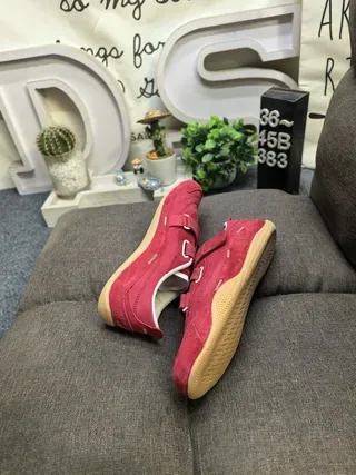 红色魔术贴无鞋带双带运动鞋 6