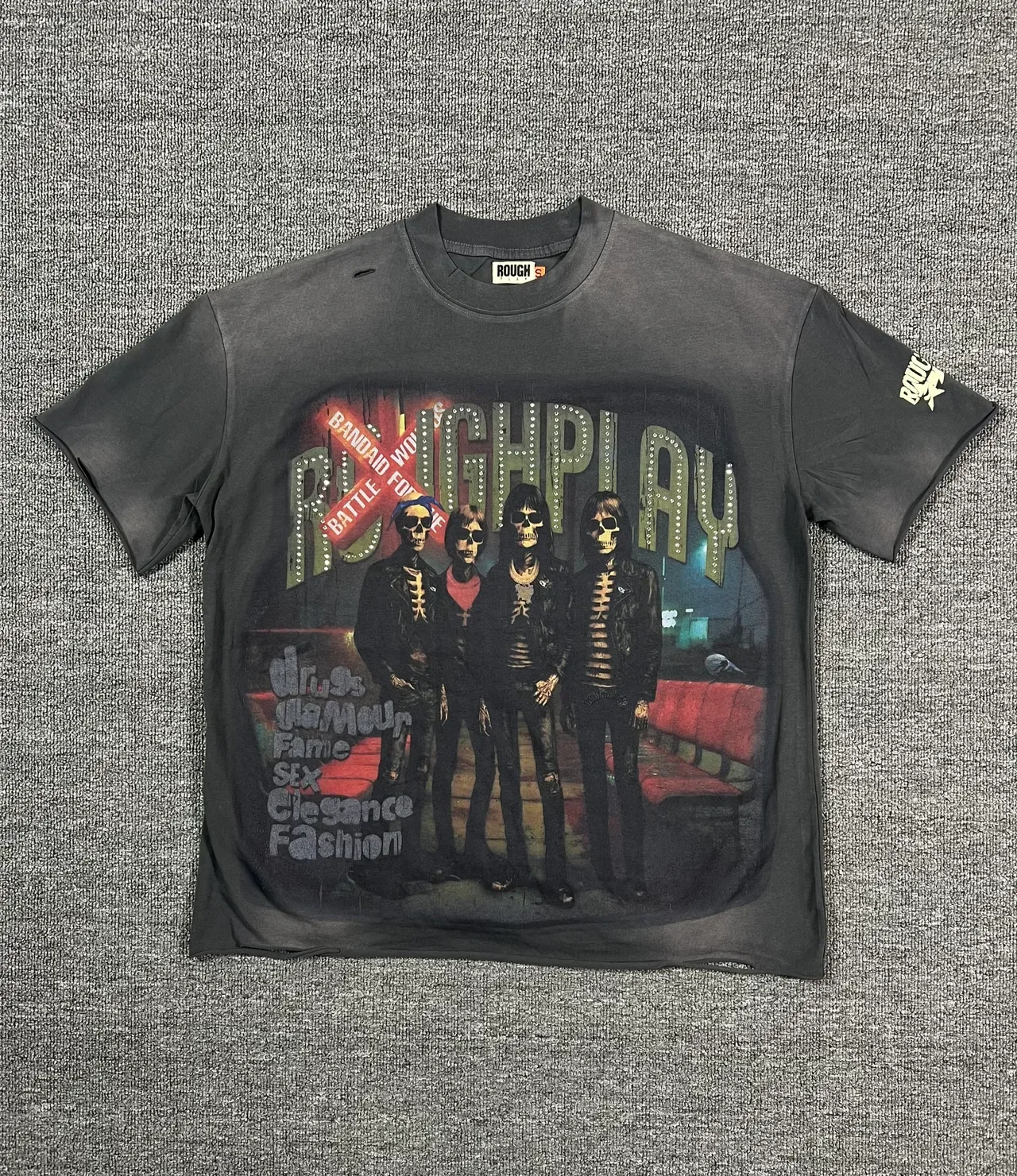 ROUGH Distressed Graphic-Print Oversized T-Shirt 14