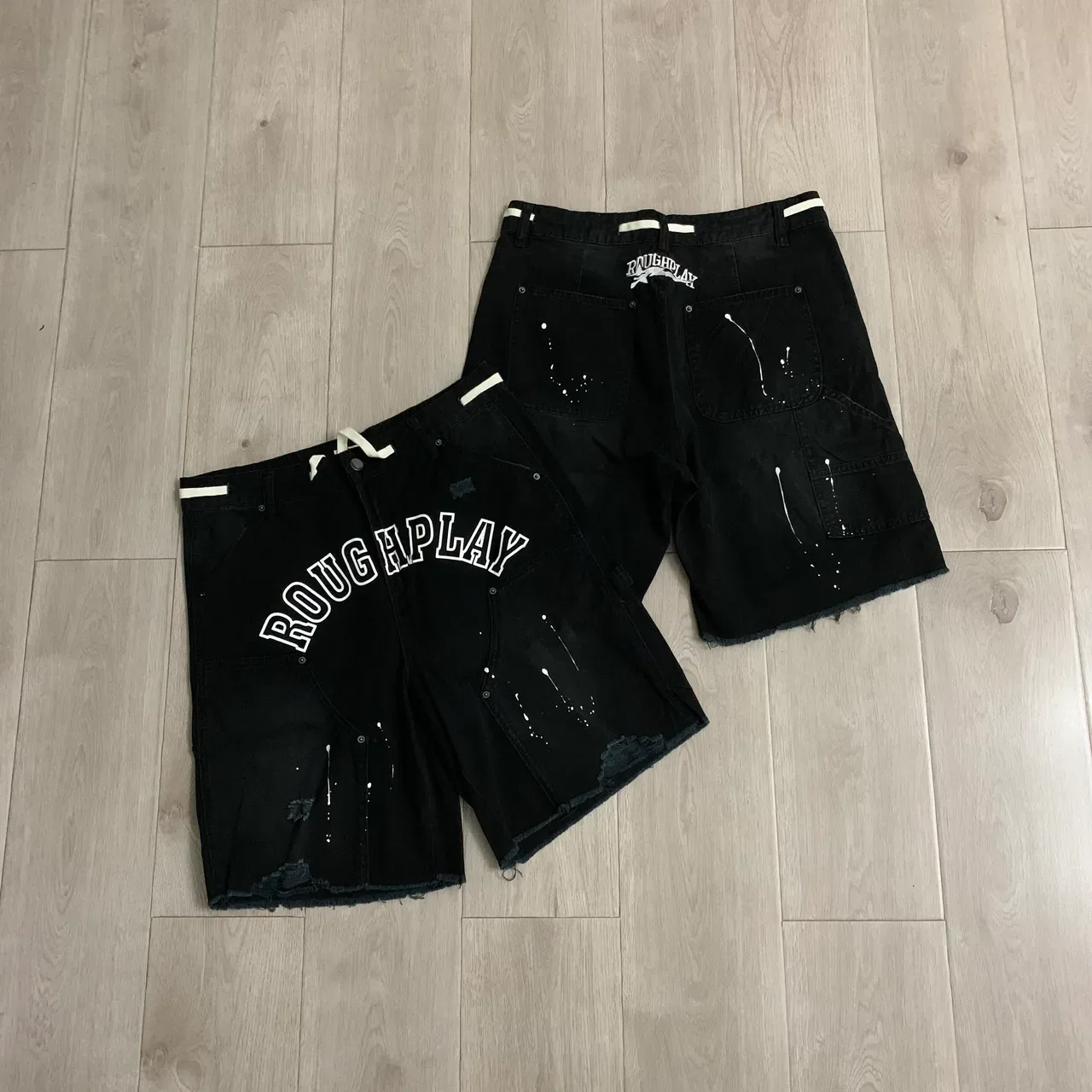 Shorts Cargo Distressed Arch Logo Roughalay 16
